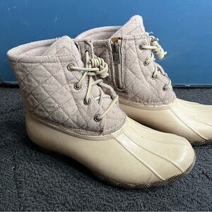 Sperry Beige Quilted rain boots